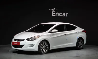 Hyundai Avante · 2013 год