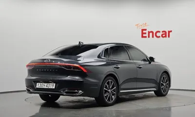 Hyundai Grandeur 2020, 46686 км, за 15960.92 USD