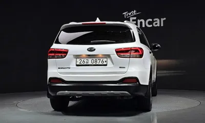 Kia Sorento 2016, 147924 км, за 7745.83 USD