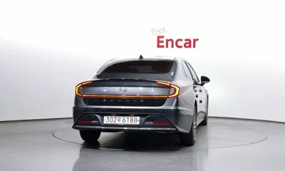 Hyundai Sonata 2020, 60630 км, за 11225.63 USD