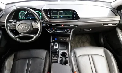 Hyundai Sonata 2020, 60630 км, за 11225.63 USD - фото 7