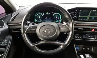 Hyundai Sonata 2020, 60630 км, за 11225.63 USD - фото 13