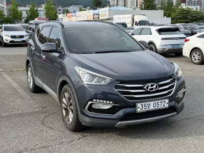 Hyundai Santafe 2016, 162150 км, за 5795.4 USD