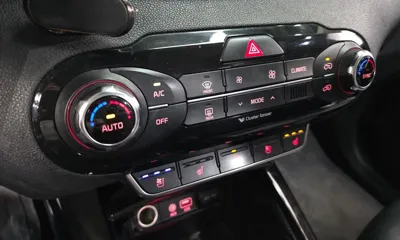 Kia Sorento 2015, 162096 км, за 6229.49 USD - фото 16