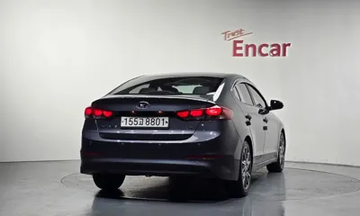 Hyundai Avante 2016, 61821 км, за 5120.13 USD