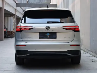 Volkswagen Viloran 2021, 80000 км, за 18859.84 USD