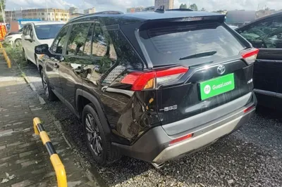 Toyota RAV4 2023, 27500 км, за 18665 USD