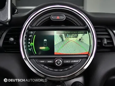 MINI Cooper Convertible 2019, 42296 км, за 11854.29 USD - фото 15