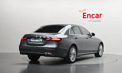 Mercedes-Benz E-Class 2022, 44145 км, за 24437.07 USD