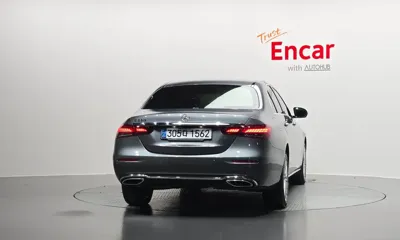Mercedes-Benz E-Class 2022, 44145 км, за 24437.07 USD