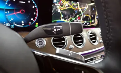 Mercedes-Benz E-Class 2022, 44145 км, за 24437.07 USD - фото 9