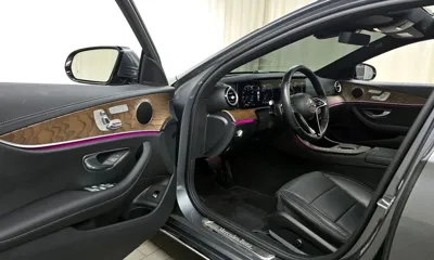 Mercedes-Benz E-Class 2022, 44145 км, за 24437.07 USD - фото 11