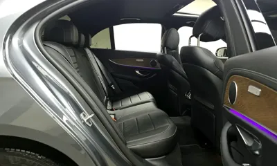 Mercedes-Benz E-Class 2022, 44145 км, за 24437.07 USD - фото 12