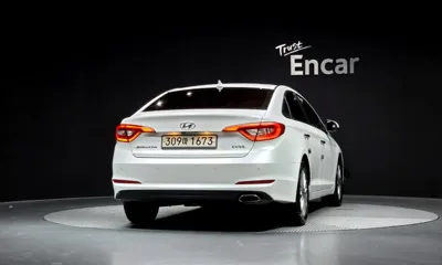 Hyundai Sonata 2015, 120613 км, за 4627.18 USD