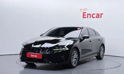 Kia K5 · 2023 год