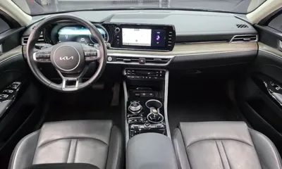 Kia K5 2023, 56617 км, за 15526.92 USD - фото 7