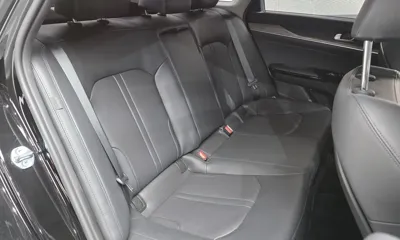Kia K5 2023, 56617 км, за 15526.92 USD - фото 12