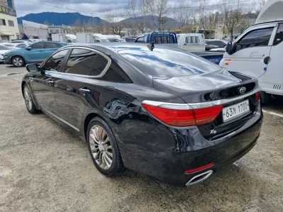 Kia K9 2015, 196000 км, за 6186.1 USD