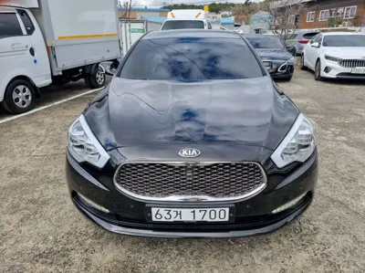 Kia K9 2015, 196000 км, за 6186.1 USD