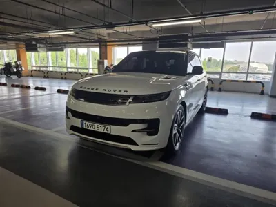 Land Rover Range Rover Sport · 2025 год