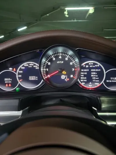 Porsche Panamera 2021, 32000 км, за 104812.34 USD - фото 7
