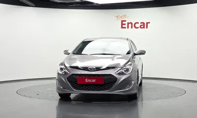 Hyundai Sonata 2012, 92060 км, за 3874.45 USD
