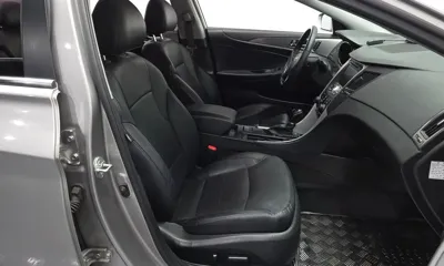 Hyundai Sonata 2012, 92060 км, за 3874.45 USD - фото 12