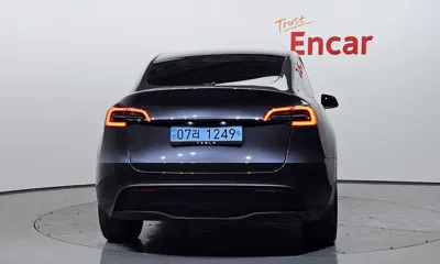 Tesla Model Y 2024, 18362 км, за 20691.01 USD