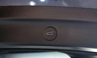 Tesla Model Y 2024, 18362 км, за 20691.01 USD - фото 20