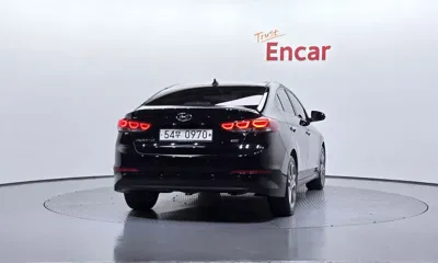 Hyundai Avante 2016, 125120 км, за 6144.7 USD