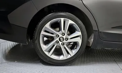 Hyundai Avante 2016, 125120 км, за 6144.7 USD