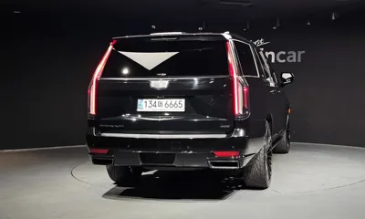 Cadillac Escalade 2023, 38468 км, за 65642.64 USD