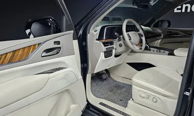 Cadillac Escalade 2023, 38468 км, за 65642.64 USD - фото 10