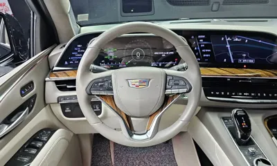 Cadillac Escalade 2023, 38468 км, за 65642.64 USD - фото 13