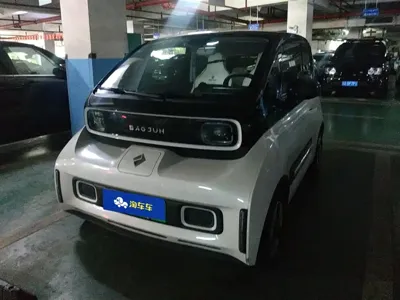 Baojun E300