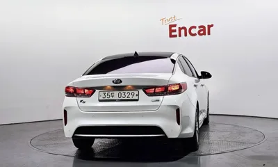 Kia K5 2016, 192965 км, за 4417.13 USD