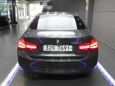 BMW 3-Series 2018, 88745 км, за 9383.3 USD