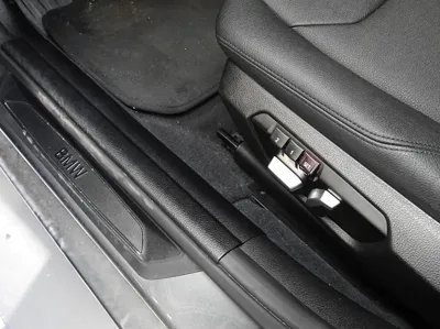 BMW 3-Series 2018, 88745 км, за 9383.3 USD - фото 15