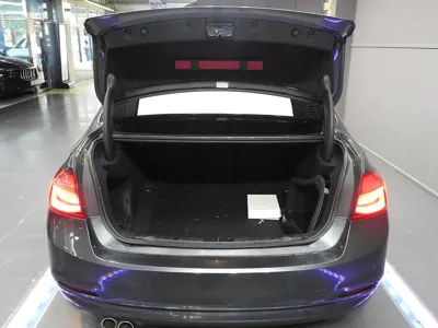 BMW 3-Series 2018, 88745 км, за 9383.3 USD - фото 20