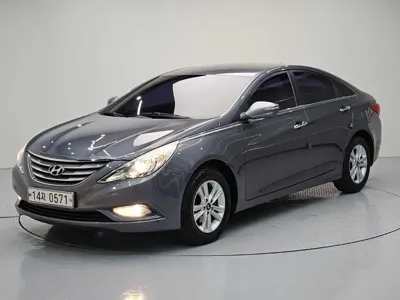 Hyundai Sonata · 2012 год