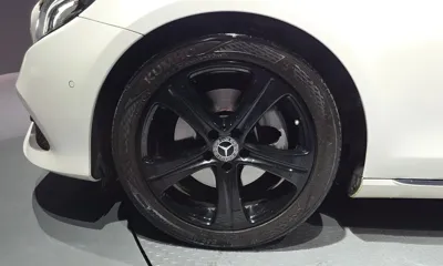 Mercedes-Benz E-Class 2018, 91028 км, за 14106.6 USD