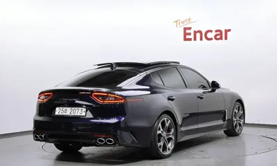 Kia Stinger 2018, 117629 км, за 10241.16 USD