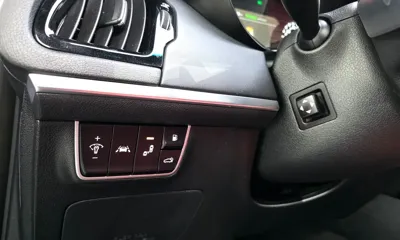 Kia Stinger 2018, 117629 км, за 10241.16 USD - фото 14