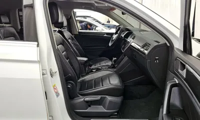 Volkswagen Tiguan 2021, 76263 км, за 18169.8 USD - фото 11