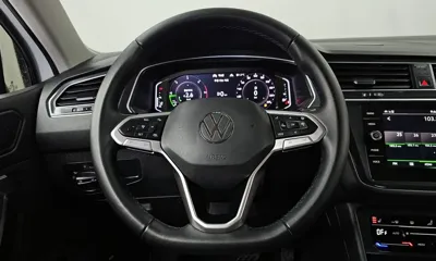 Volkswagen Tiguan 2021, 76263 км, за 18169.8 USD - фото 13