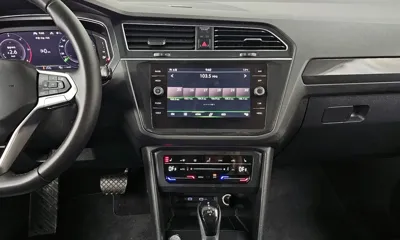 Volkswagen Tiguan 2021, 76263 км, за 18169.8 USD - фото 15