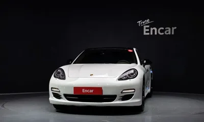 Porsche Panamera 2012, 88719 км, за 15207.42 USD