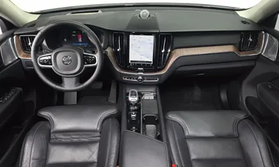 Volvo XC60 2023, 71772 км, за 27152.3 USD - фото 7