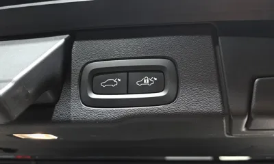 Volvo XC60 2023, 71772 км, за 27152.3 USD - фото 20