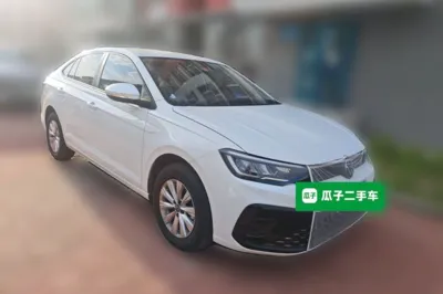 Volkswagen Lavida 2025, 4200 км, за 11531 USD